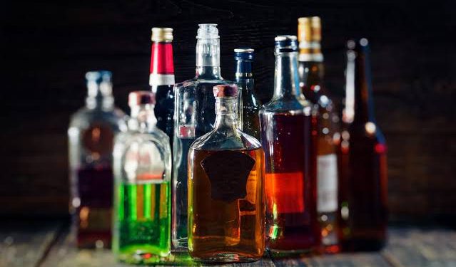 dampak-minuman-alkohol-bagi-kesehatan-639x375