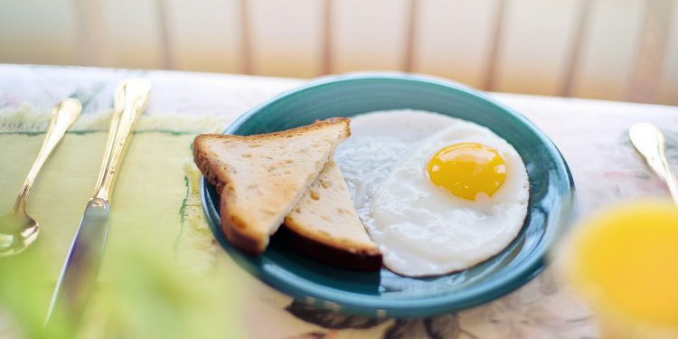 manfaat-sarapan-pagi-750x375